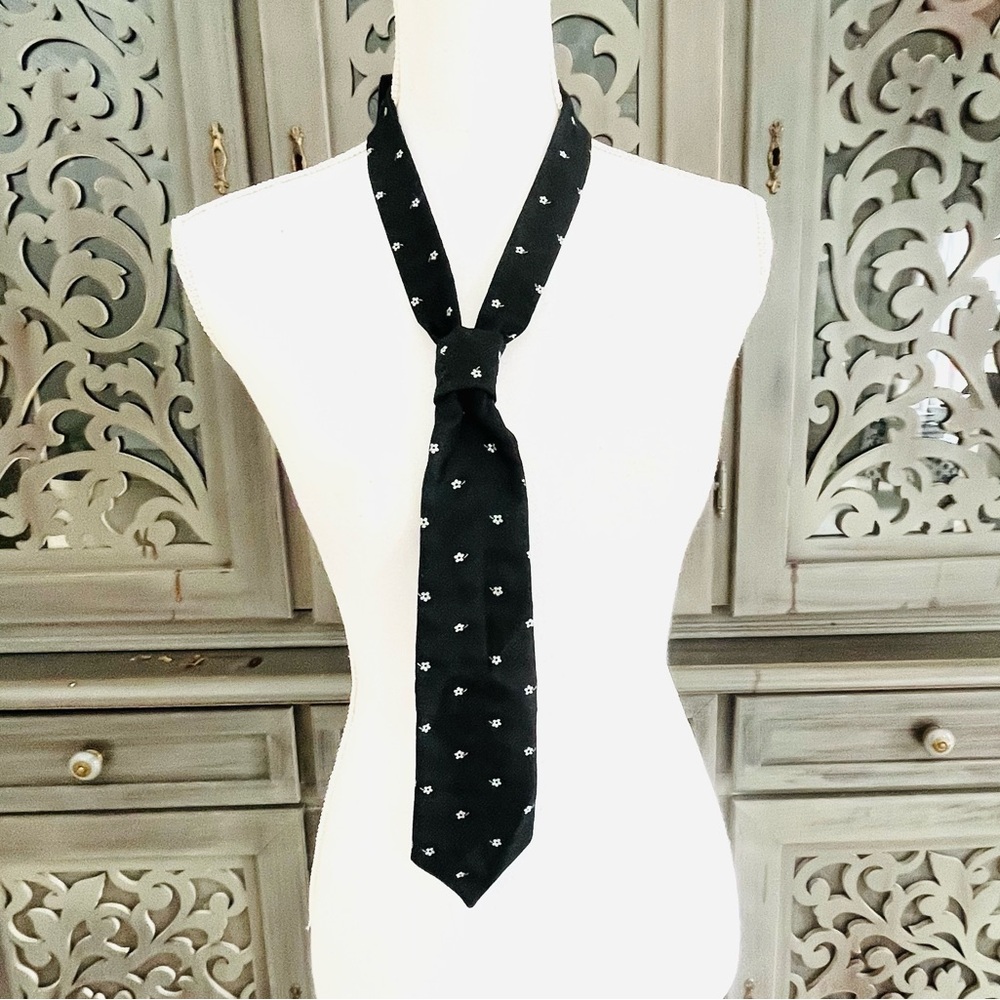 Anne Fontaine women's black white silk necktie